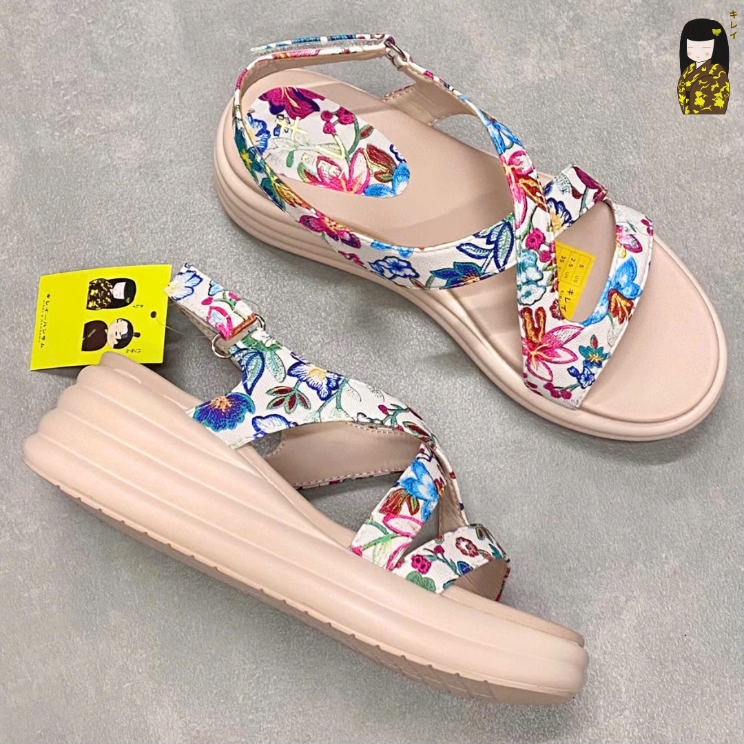  Kirei Biteki - Office Wedge Sandal HH06 White 