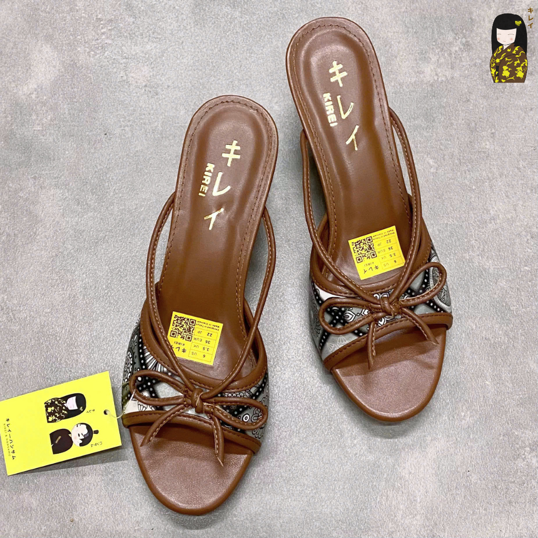  Kirei Biteki - Office Kitten Heel HH13 Mono 