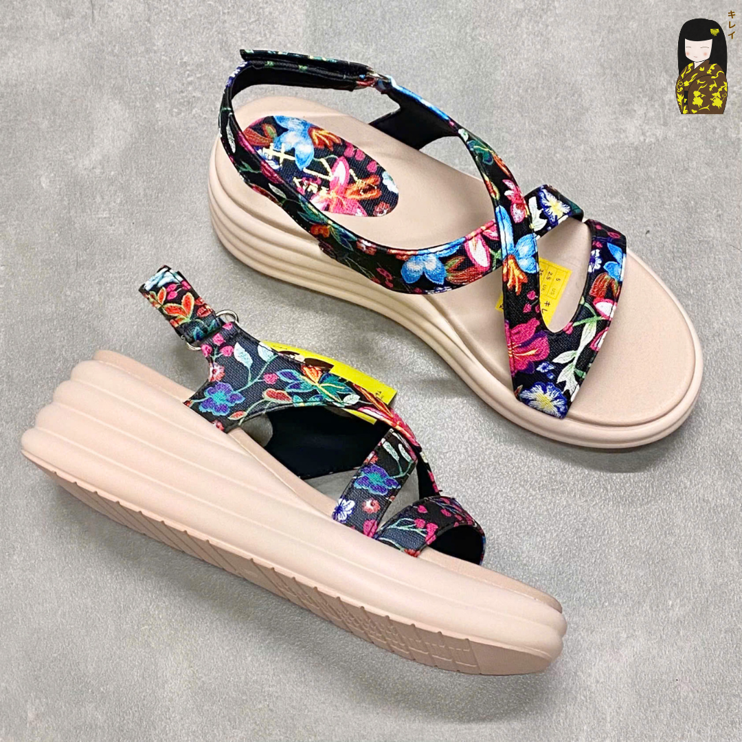  Kirei Biteki - Office Wedge Sandal HH06 Black 