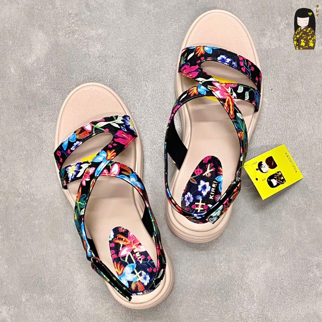 Kirei Biteki - Office Wedge Sandal HH06 Black 