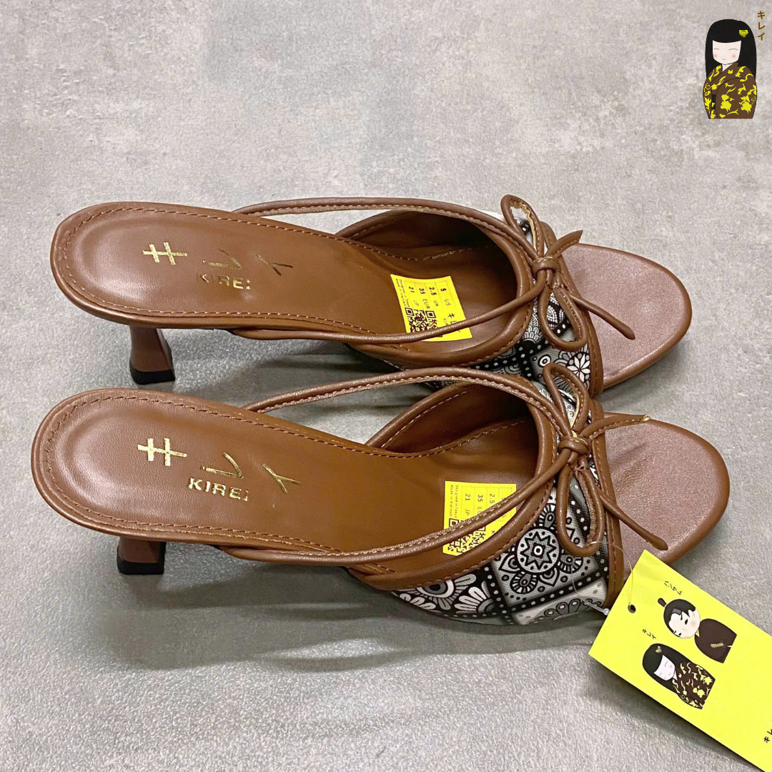  Kirei Biteki - Office Kitten Heel HH13 Mono 