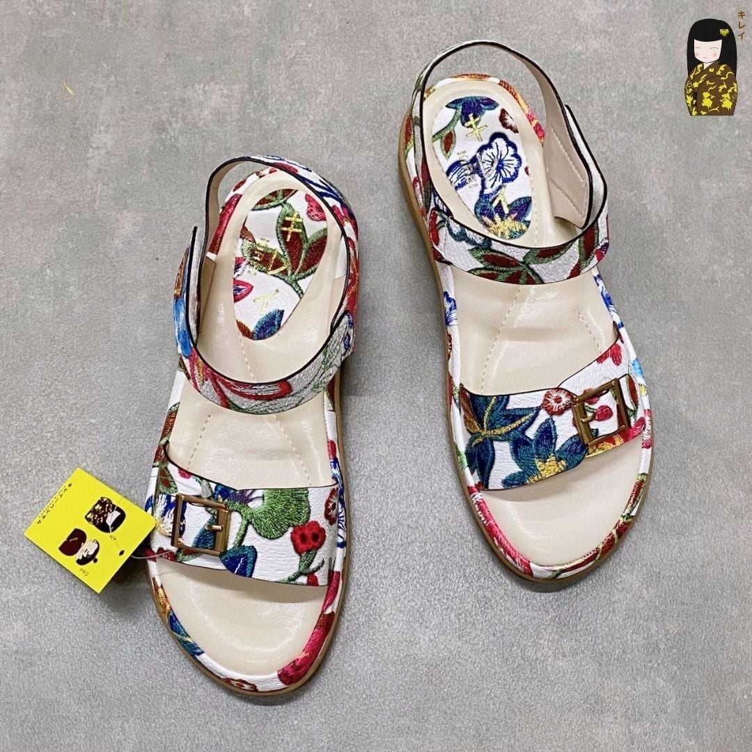  Sandal đế xuồng nữ Kirei Biteki CP10 màu Trắng - Công sở êm chân 