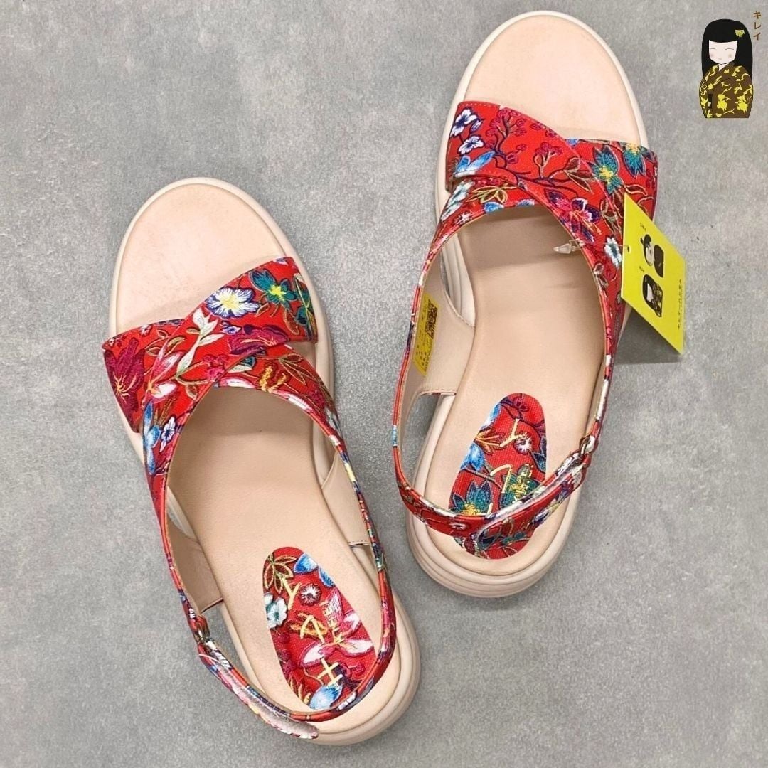 Sandal đế xuồng nữ Kirei Biteki CP09 màu Đỏ - Công sở êm chân 