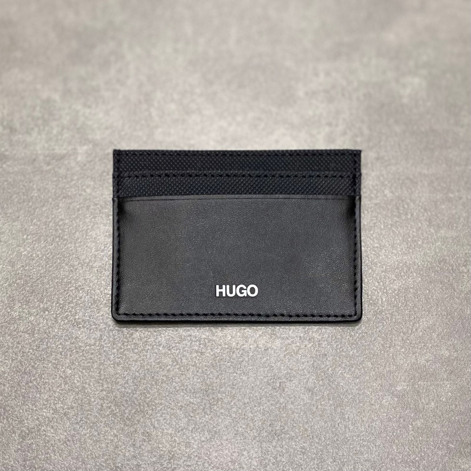  Ví Hugo Boss GBBM 8 cc wallet DS Black 