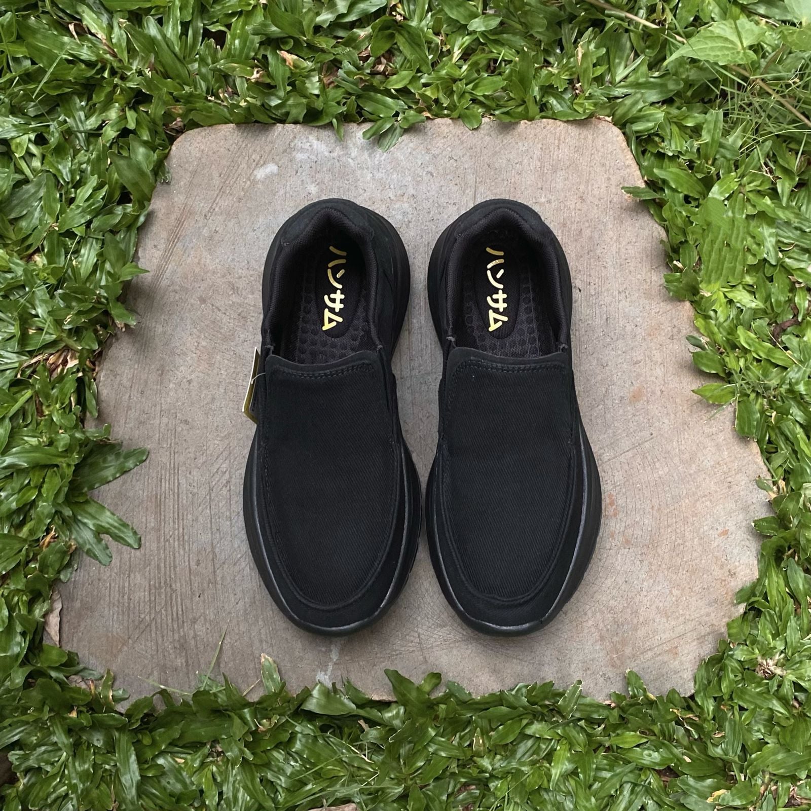  Hansamu Nin - Walk Slip-On BG09 Black 