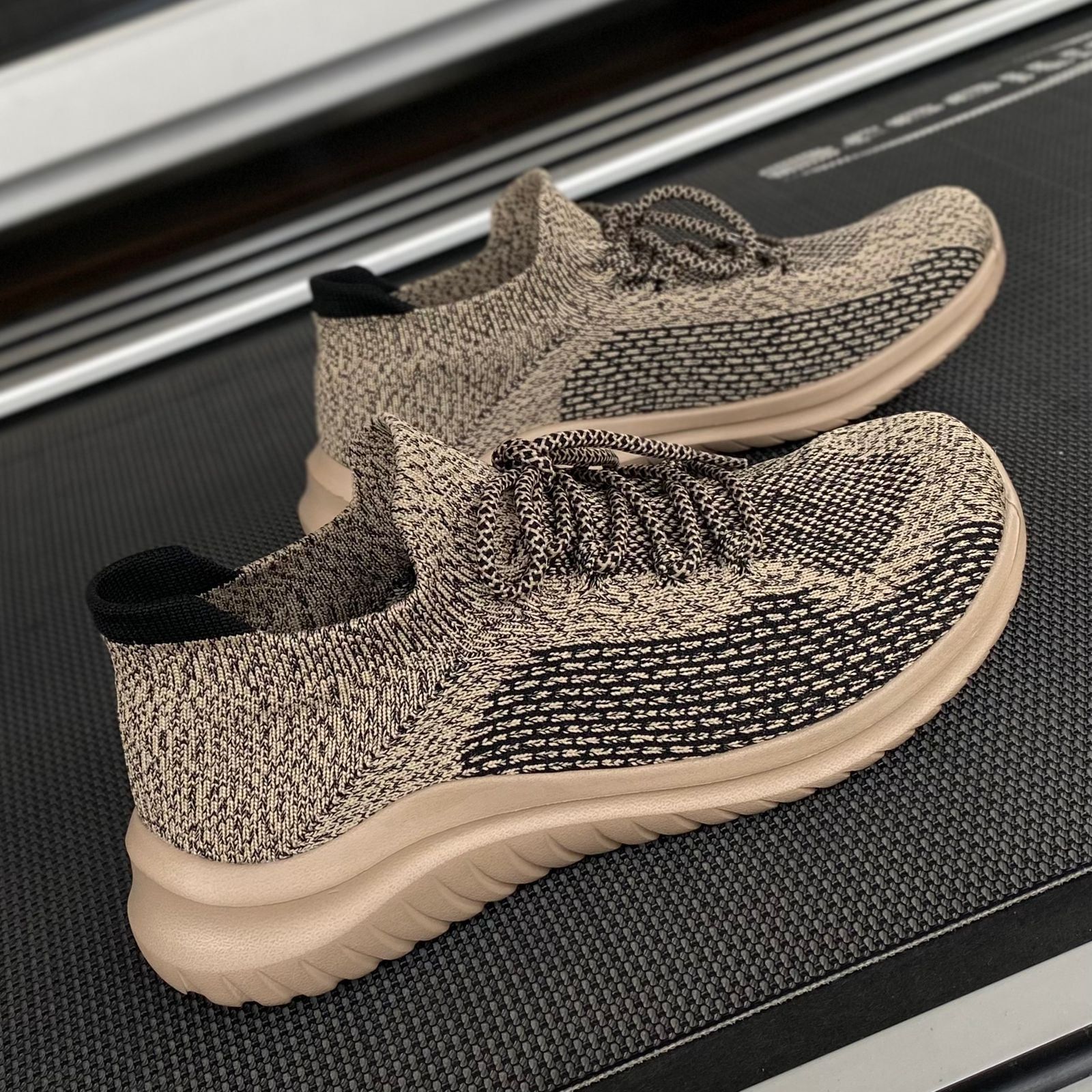  Hansamu Jin - Walk Sneakers BG04 Khaki 