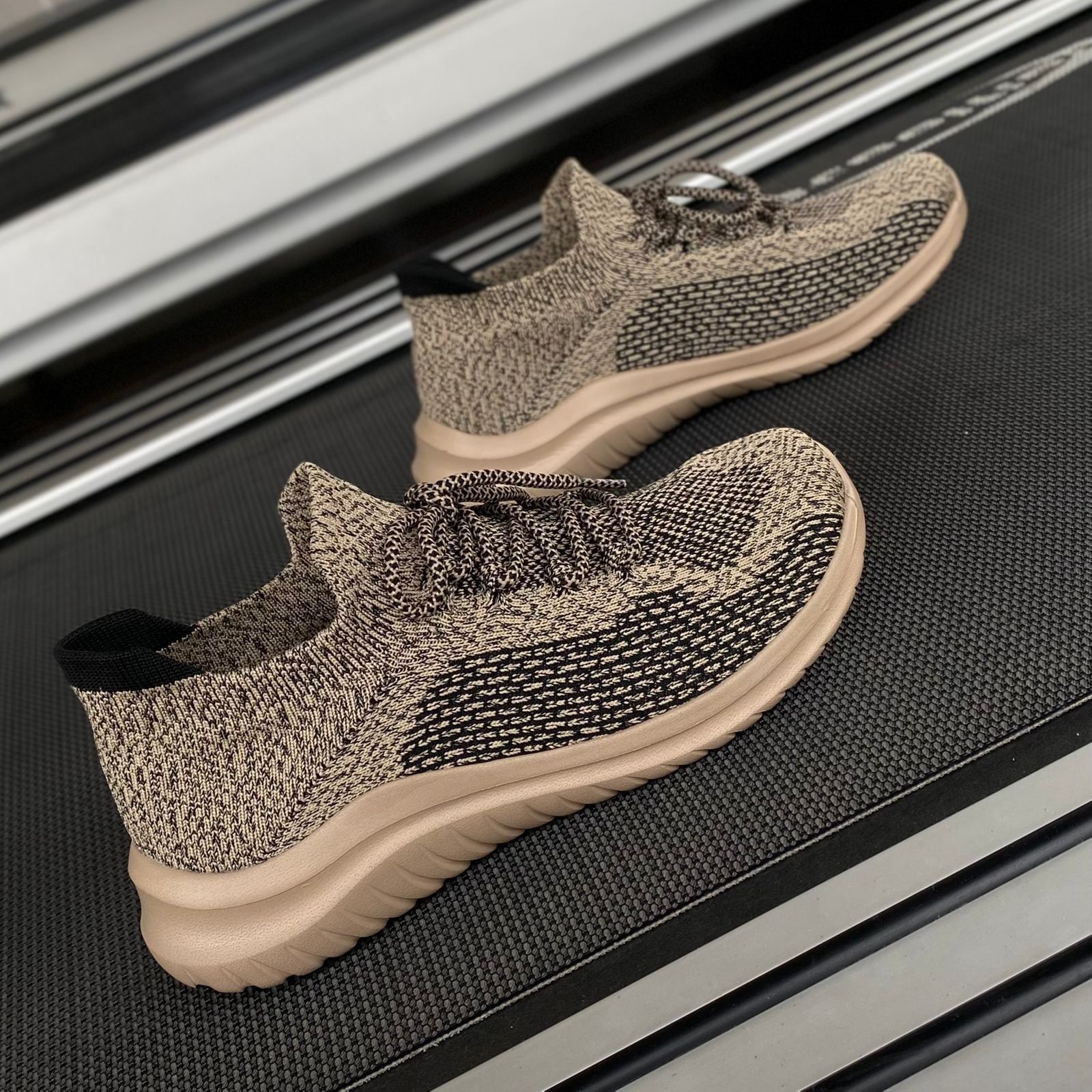  Hansamu Jin - Walk Sneakers BG04 Khaki 