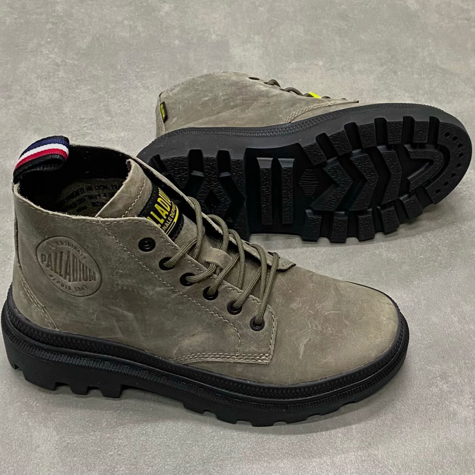  Giày Palladium cổ cao DP Xám 