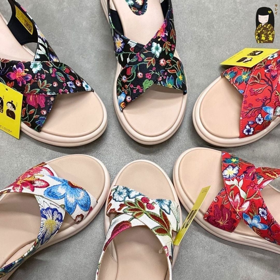  Sandal đế xuồng nữ Kirei Biteki CP09 màu Đỏ - Công sở êm chân 
