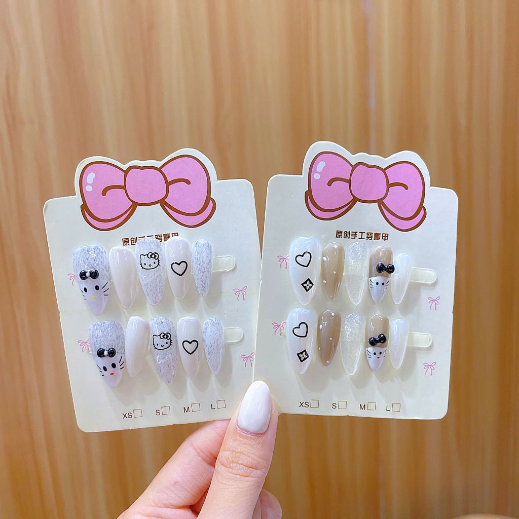 ** Nail box tay/chân nhiều hình kèm dũa + keo