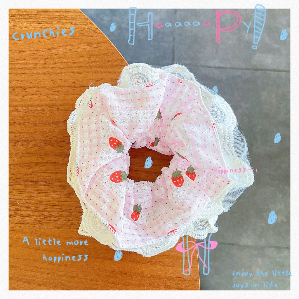 ** Scrunchies 4 lớp phối ren hình chấm bi dâu tây sọc hồng/xd
