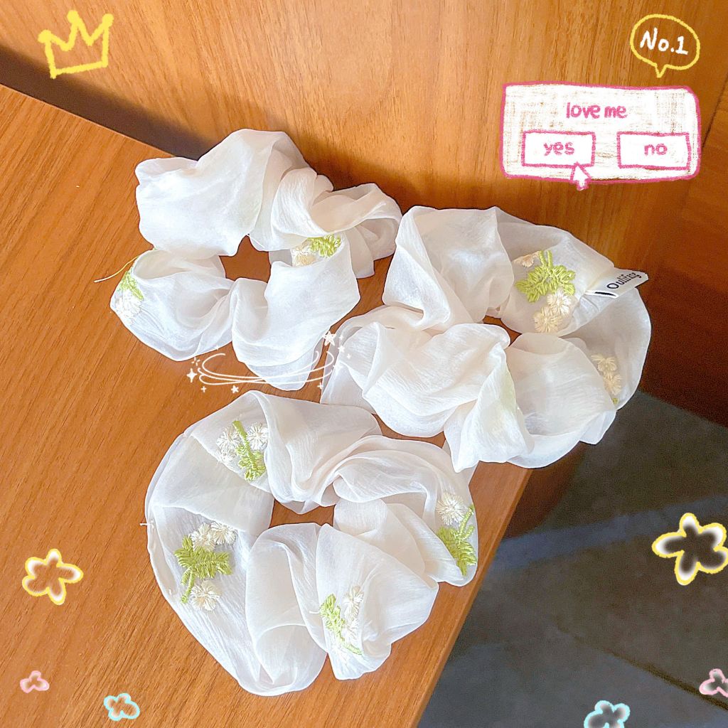 ** Scrunchies voan thêu hoa lá màu be