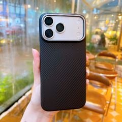 ** Ốp iPhone 17 Pro Max/18 Pro Max Cooyee Cacbon viền cứng