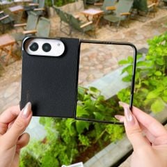 ** Ốp iPhone 18 Fold KST vân da đan lưới viền cứng