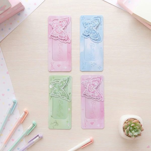 ** Thiệp bướm rút ngang A071