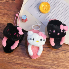 ** Móc khóa bông dép Kitty đen/hồng
