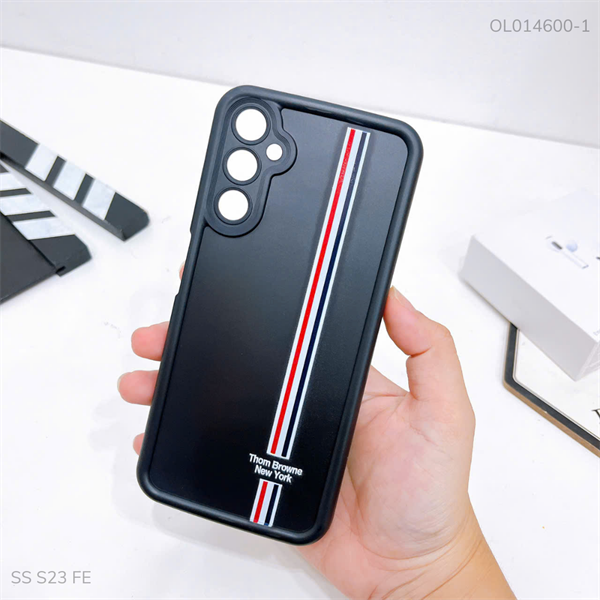Ốp SS S23 Fe dẻo đen sọc Thom Brown