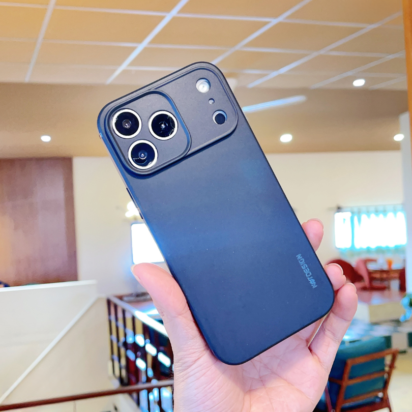 ** Ốp IP 17 Pro KST Design vân da đen trơn