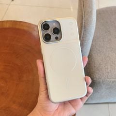 ** Ốp iPhone 13 Pro Max Likgus độ 18 lưng nhám vòng magsafe viền cứng