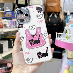 Ốp iPhone 16 Plus dẻo trắng túi hồng mèo đen và tim