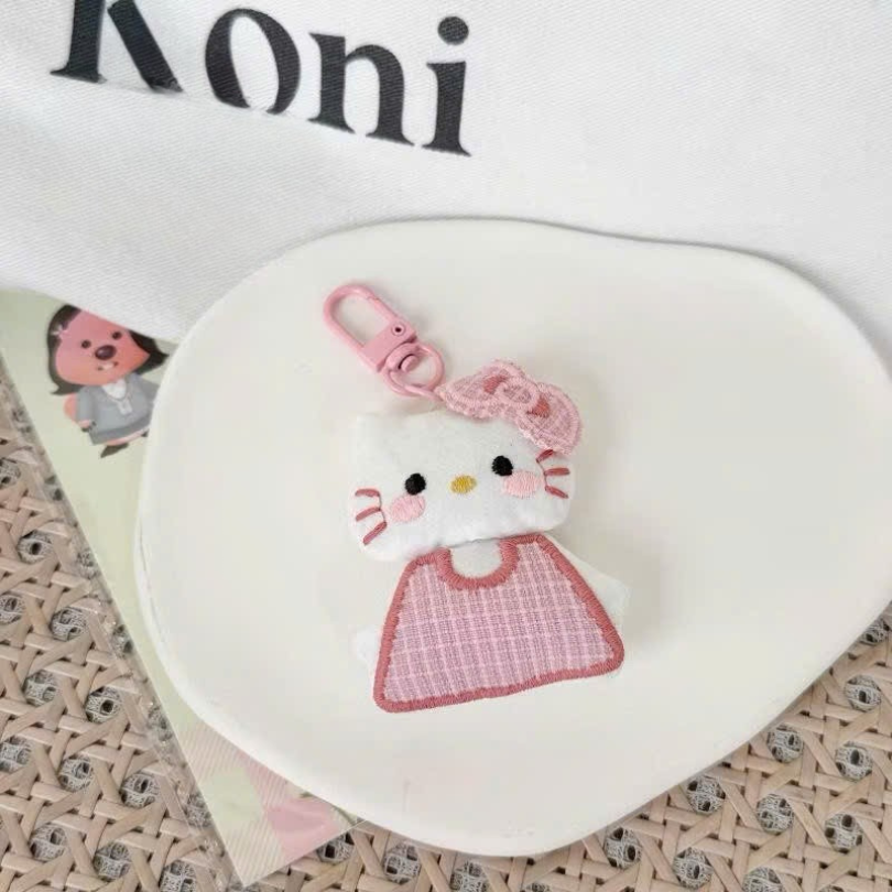 ** Móc khóa mèo/kẹo/thỏ Kitty