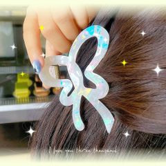 ** Kẹp càng cua xà cừ hình bướm vân đá