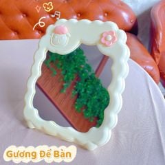 ** Gương trang điểm để bàn hình Cừu đáng yêu