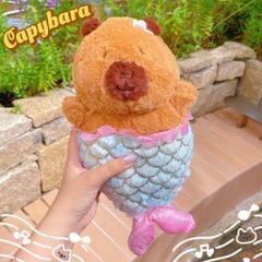 ** GẤU BÔNG CAPYBARA ĐUÔI CÁ 25CM