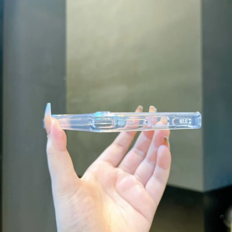 [C] ** Ốp iPhone 16 6.1 Likgus trong lưng cứng