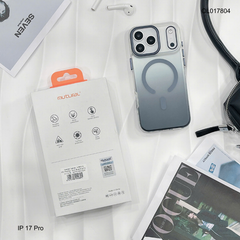 Ốp IP 17 Pro Mutural ombre nhám magsafe