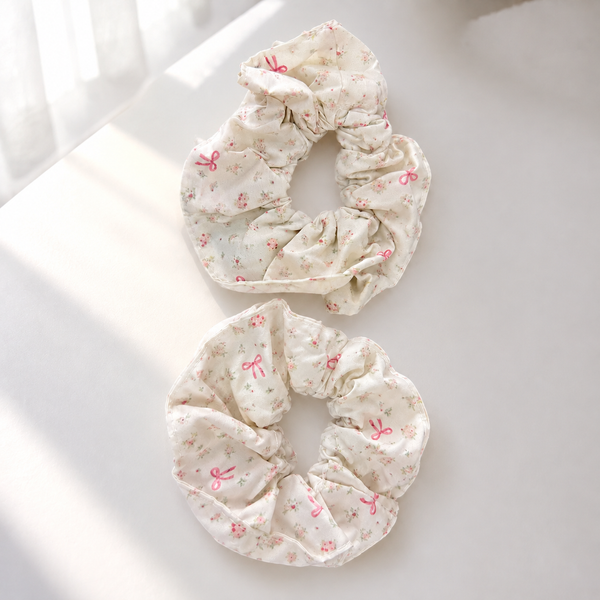 ** Scrunchies 2 lớp hoa nhí hồng