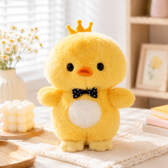 ** GẤU BÔNG GÀ CON ĐỘI VƯƠNG MIỆNG ĐEO NƠ ĐEN CHẤM BI SIZE 25CM