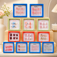 ** Nail box nhiều hình hộp vuông