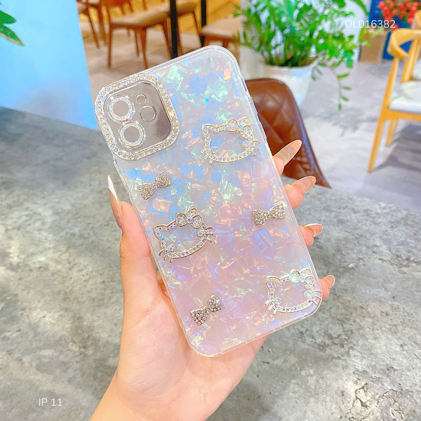 Ốp IP 11 6.1 lưng thạch anh đính Kitty bạc