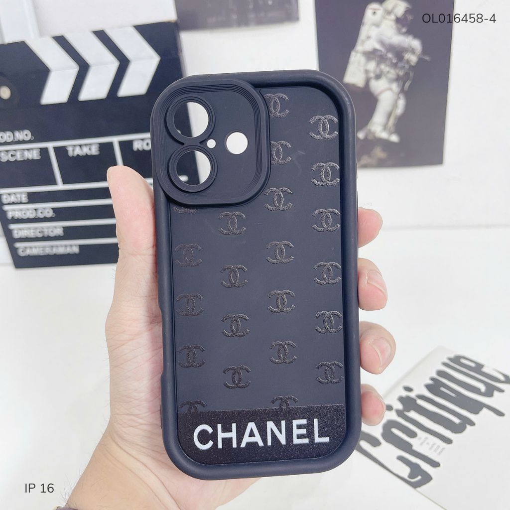 Ốp IP 16 dẻo đen