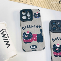Ốp IP 14 Pro Max giả da mèo đen áo chấm bi tím cuty