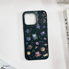 Ốp IP 16 6.1 nhám đen camera Casetify