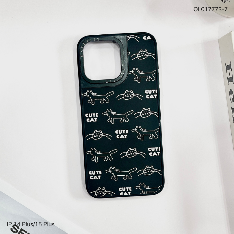 Ốp IP 14 Plus/15 Plus nhám đen camera Casetify