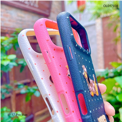 ** Ốp IP 17 Pro Max vân sần chấm bi đính cún thêu