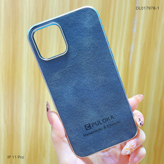 Ốp IP 11 Pro vân giả da Puloka viền xi dẻo