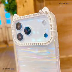 ** Ốp IP 17 Pro Max lưng thạch anh viền Kitty đính đá