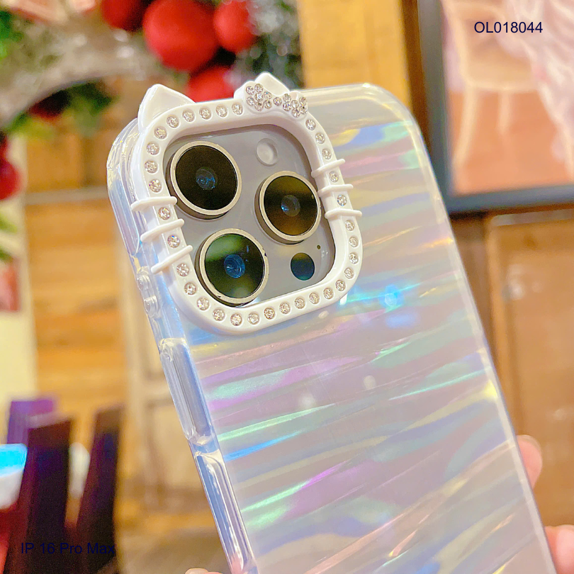 ** Ốp IP 16 Pro Max lưng thạch anh viền Kitty đính đá