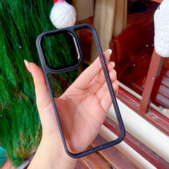 Ốp IP 14 Pro Likgus trong viền camera xi