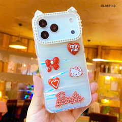 ** Ốp IP 17 Pro Max lưng thạch anh viền Kitty charm đỏ