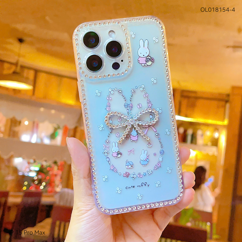 Ốp IP 15 Pro Max lưng dẻo charm nơ viền đính đá nhiều hình