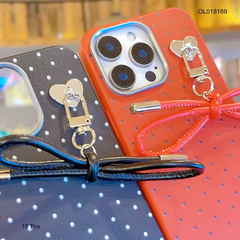 ỐP IP 15 Pro vân sần chấm bi charm nơ dây