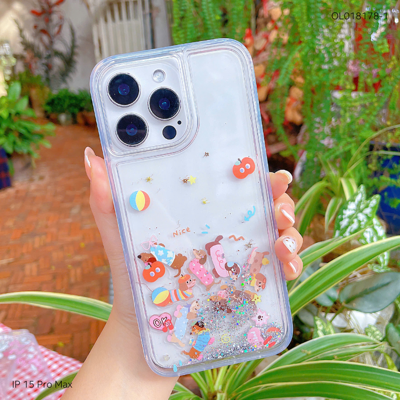 ** Ốp IP 15 Pro Max lưng nhũ nước kim tuyến kèm charm