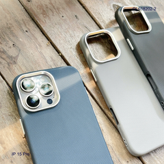 ** Ốp IP 15 Pro vân sần trơn camera bạc