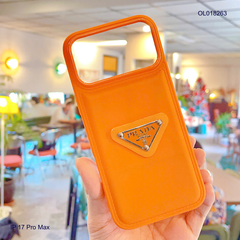 ** ỐP IP 17 Pro Max vân da phồng Prada