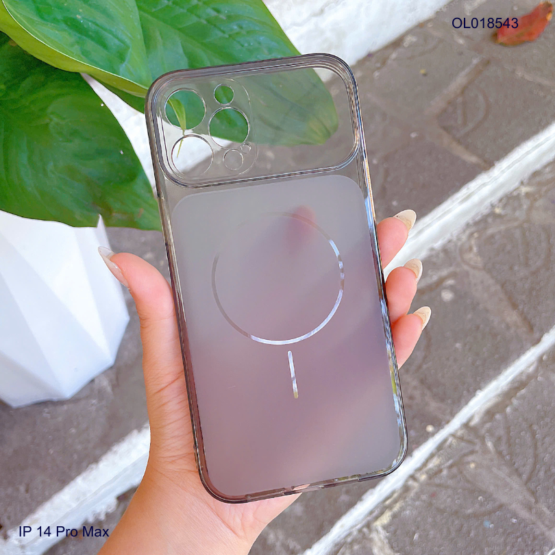 Ốp iPhone 14 Pro Max độ 17 dẻo lưng nhám vòng viền trong